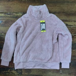 NWT extra soft fuzzy pullover sweater, size S